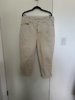 Old Navy Straight Leg Jeans in Light Beige